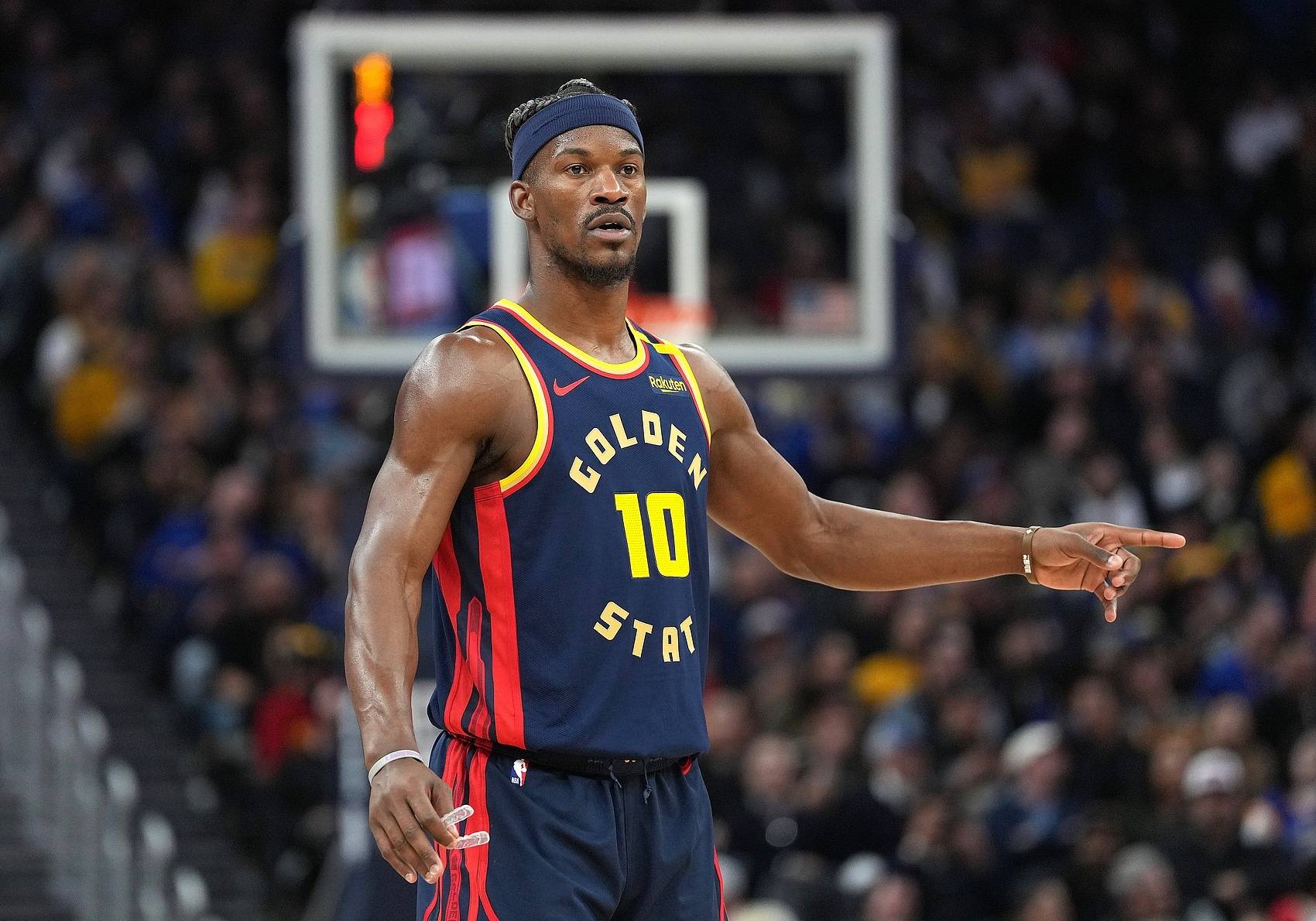 用户界面-巴特勒迎来二十赛季出色发挥，掘金观众热烈欢呼！-用户界面