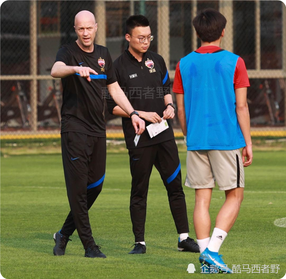 开云中国官网-纽约尼克斯训练开放日，赛前门线救险引欢呼，中超在即，训练强度明显提升的简单介绍-开云中国官网